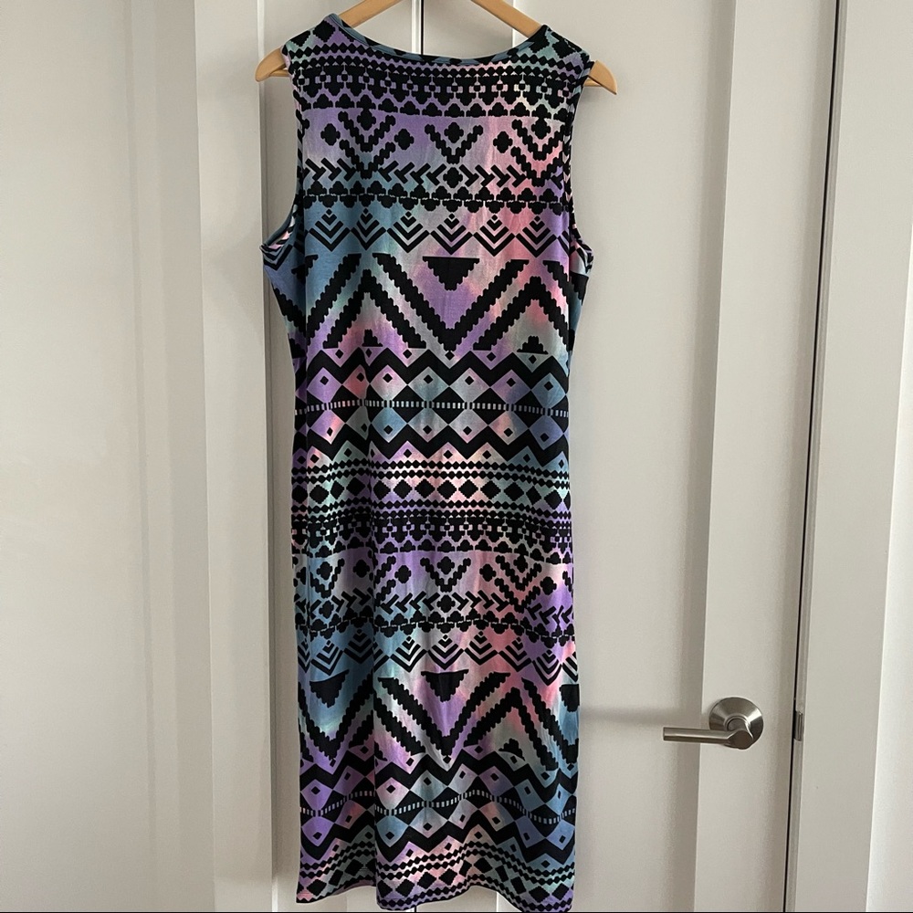Multi-colored knee length bodycon dress